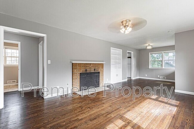 Foto del edificio - 3320 S Sterling Ave