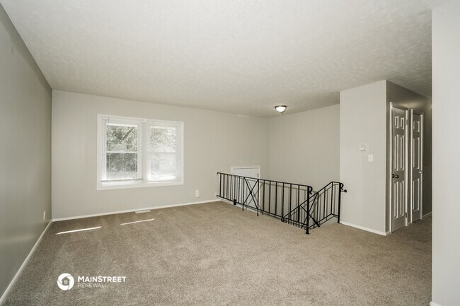 Building Photo - 3730 Erin Dr