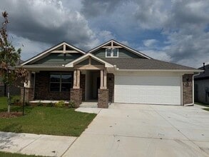 Building Photo - 8608 Martin Ln