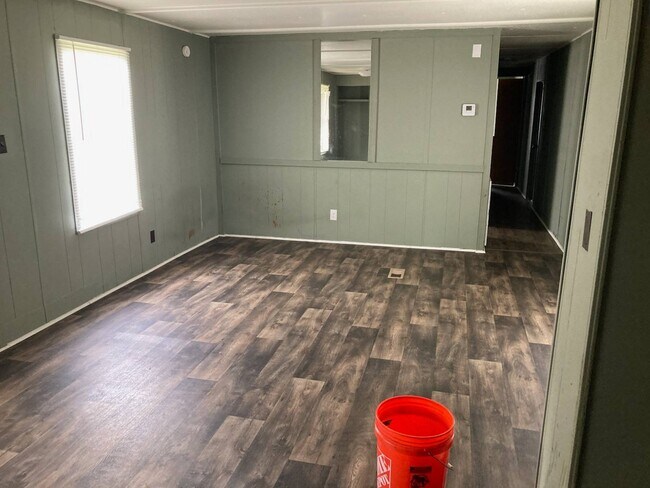 Foto del edificio - 132 Gantt Rd