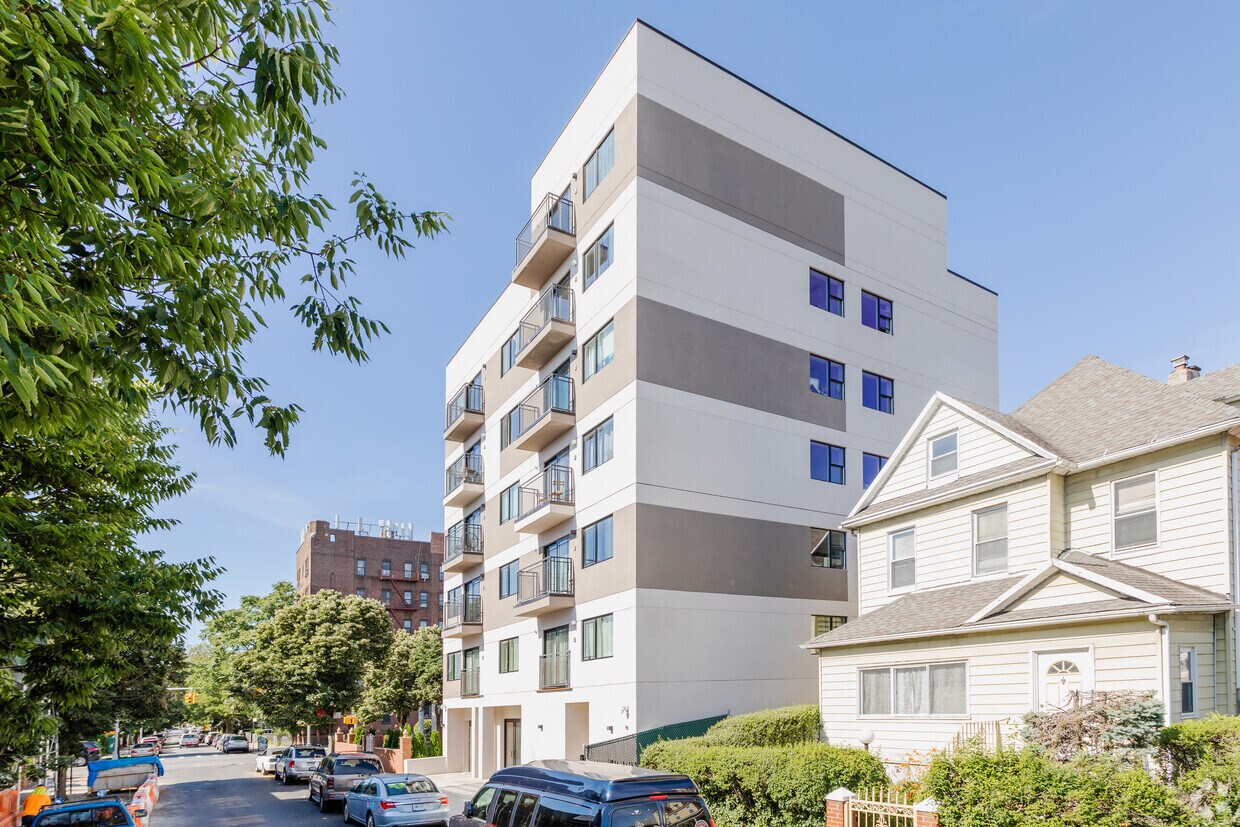 Foto principal - 486 E 28th St