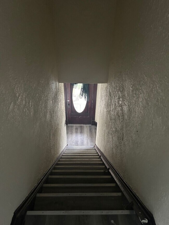 Foto del edificio - 10709 Fidelity Ave