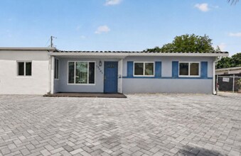Building Photo - 17001 NW 53rd Ct