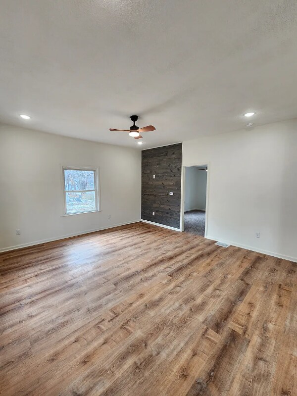 Foto del edificio - 304 Waller St