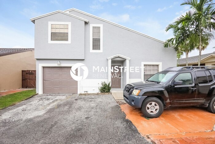 3 Bedroom Pet-Friendly Home in Hialeah, FL... - 3 Bedroom Pet-Friendly Home in Hialeah, FL...