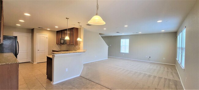 Foto del edificio - Large home in West Village at Creekside in...