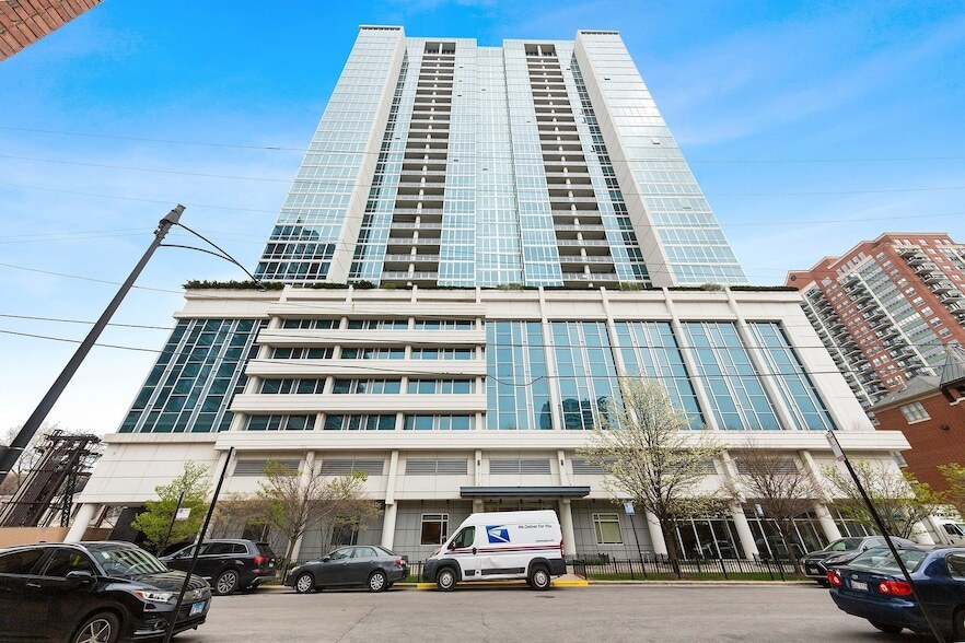 Foto principal - 1629 S Prairie Ave