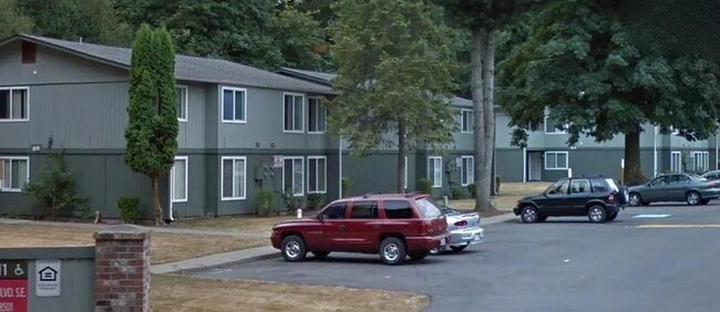 Foto del edificio - 7201 Henderson Blvd SE