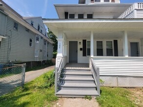 Building Photo - 147 Edgewood St