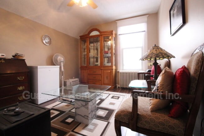 Photo du bâtiment - 50 Ontario St