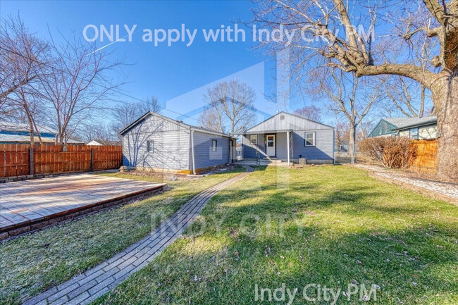 Foto del edificio - 4121 E Naomi St