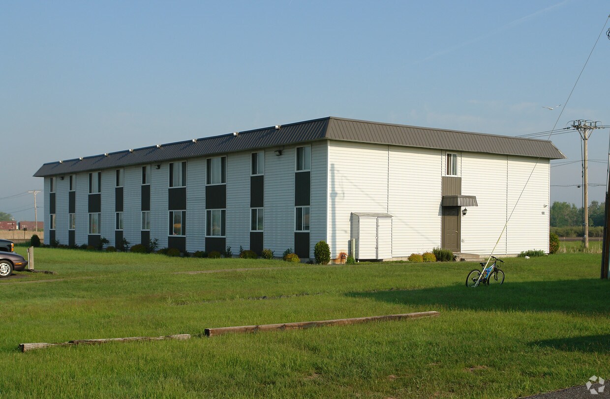 Building Photo - 2020 Mall Dr