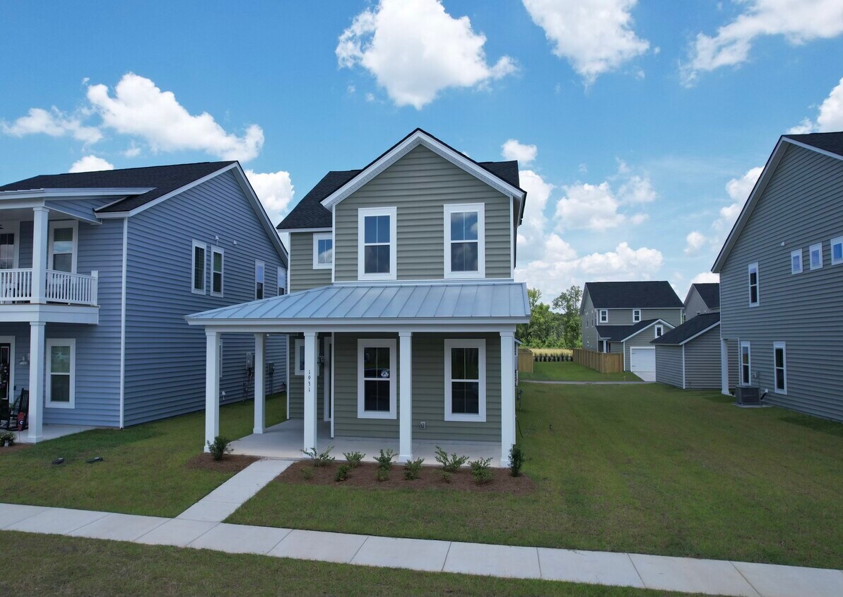 1931 Longhorn Ln, Summerville, SC 29485 House Rental in Summerville