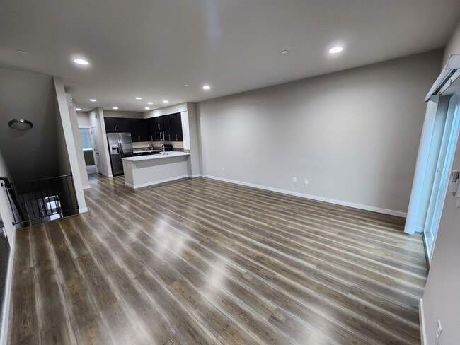 Building Photo - Nice 3 bedroom Home in North Lynnwood.  Pe...