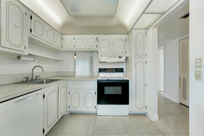 Foto del edificio - 6161 NW 2nd Ave