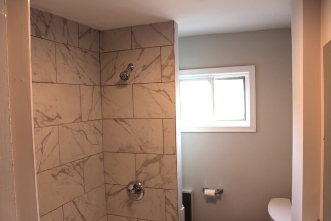 Bathroom - 214 S Apple St