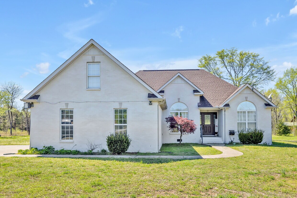 8615 Lane Rd, Lascassas, TN 37085 House Rental in Lascassas, TN