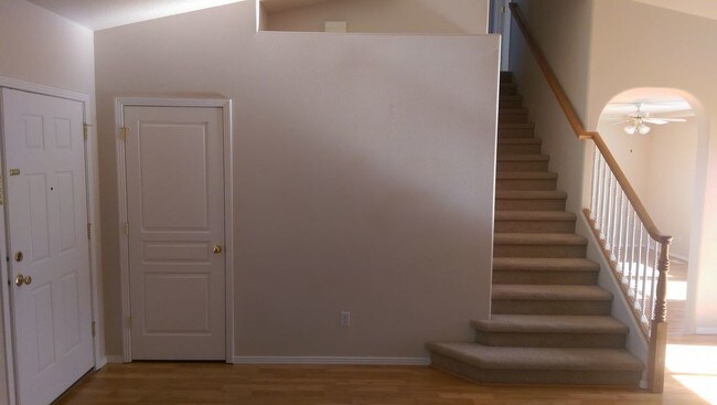 Building Photo - Desirable 3 Bedroom Home in Columbia Village