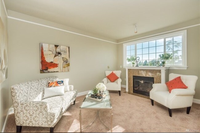 Foto del edificio - 4773 Whitworth Pl S