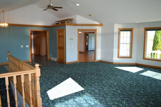 Foto del edificio - 7485 County Road K