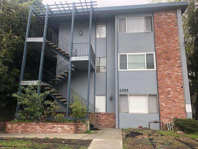 Primary Photo - 2253 Central Ave