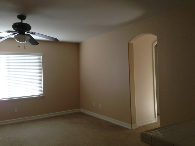 Living Area - 5504 Foxtail Loop