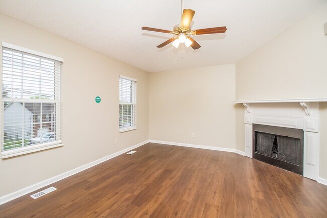 Building Photo - 4008 Calumet Dr