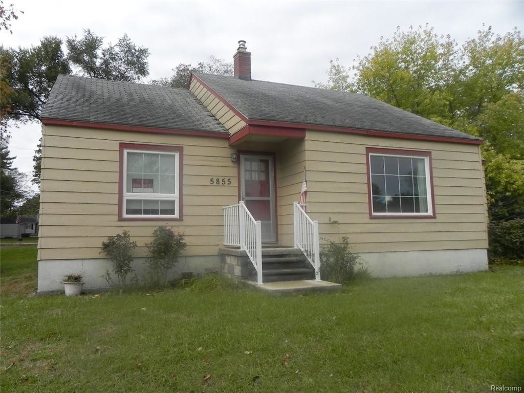 Primary Photo - 5855 N Newburgh Rd