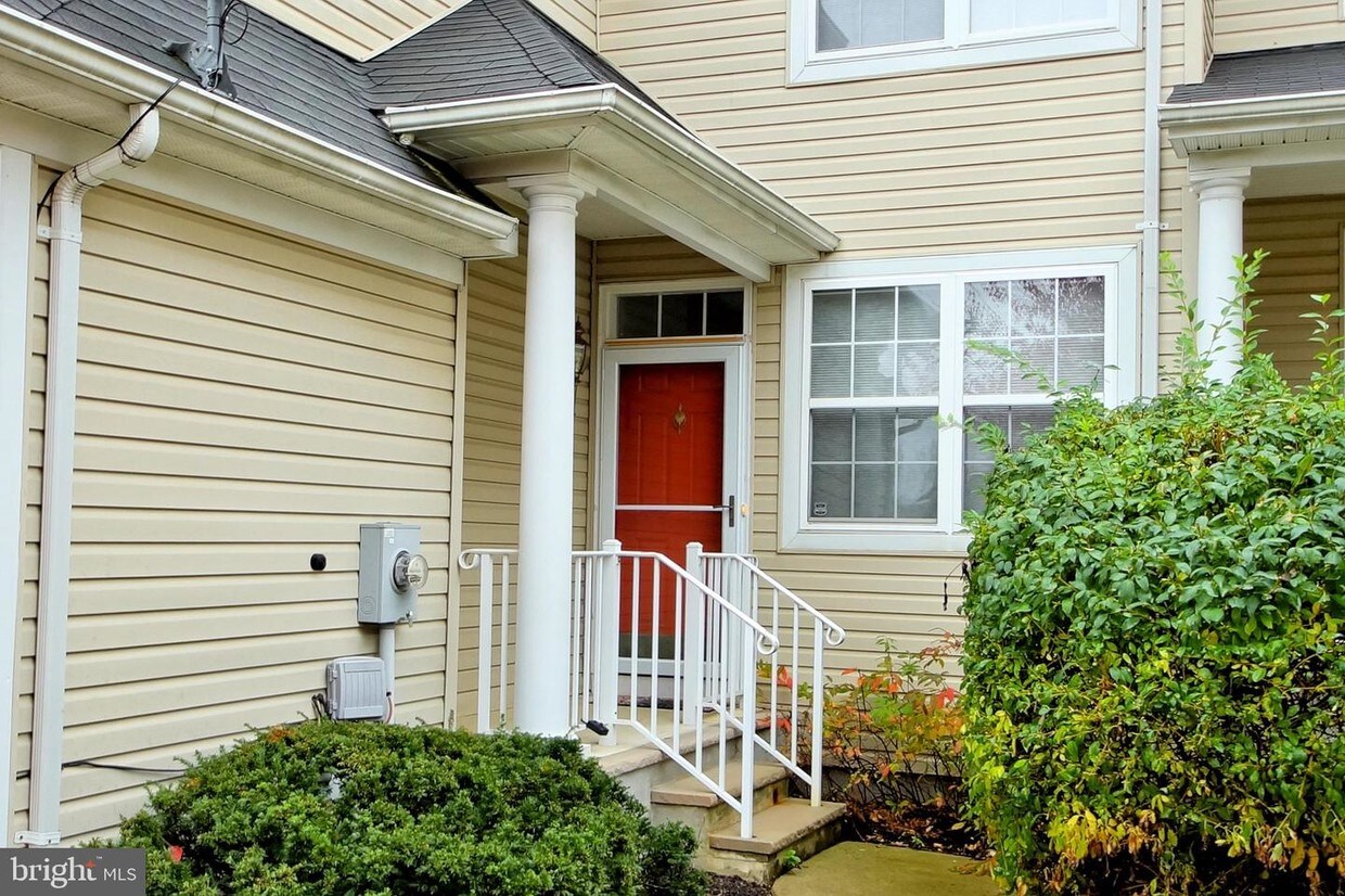 Foto principal - 62 Scarlet Oak Dr