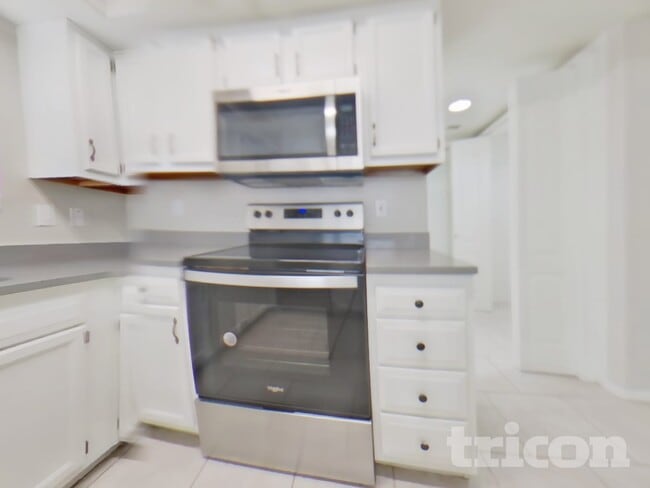 Building Photo - 929 N Kingston St