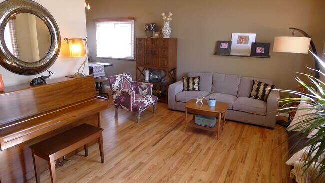 Foto del edificio - 4506 Cliffside Ct