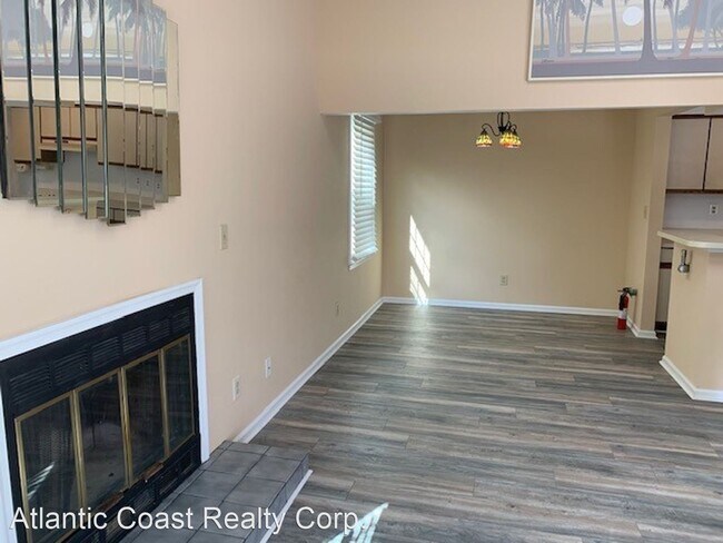 Foto del edificio - 2 br, 1 bath House - 1431 Lake Geneve Drive