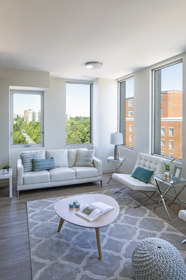 Building Photo - The Muse