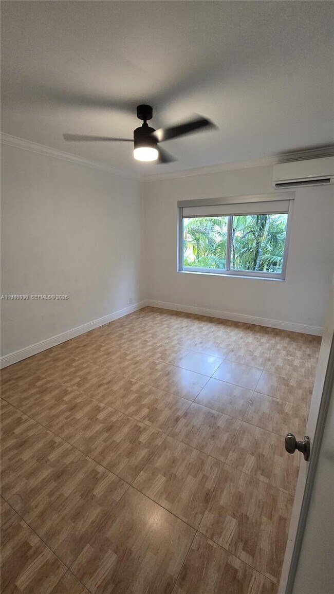 Foto del edificio - 10070 E Bay Harbor Dr