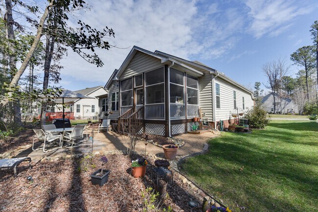 Foto del edificio - 13318 Beacon Hill Way