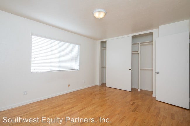 Building Photo - 1280 Goshen St
