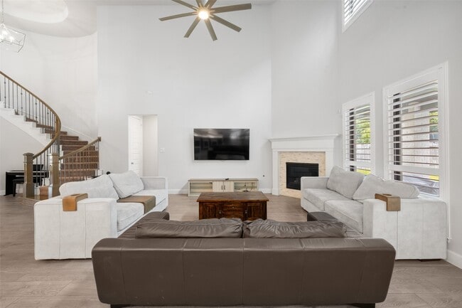 Building Photo - 221 Patina Sorrel Dr