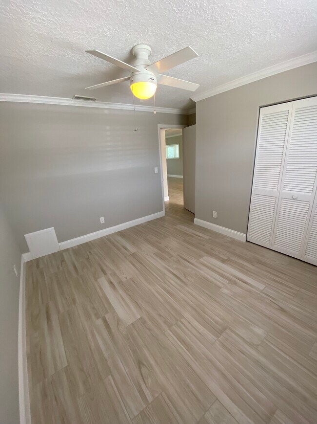 Building Photo - 9619 Midiron Ct