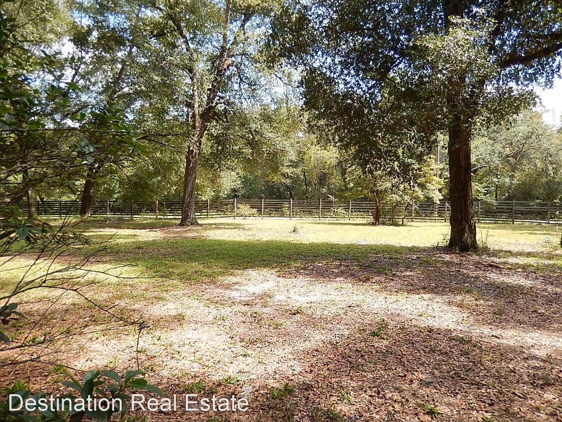 Primary Photo - 3 br, 2 bath House - 171 Bear Creek Rd