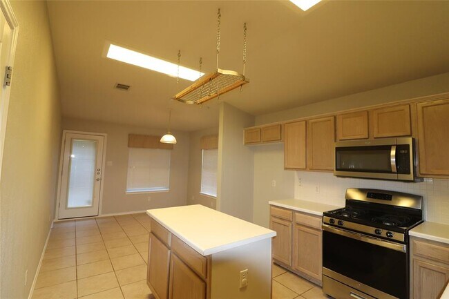 Foto del edificio - 2820 Single Trace Ct