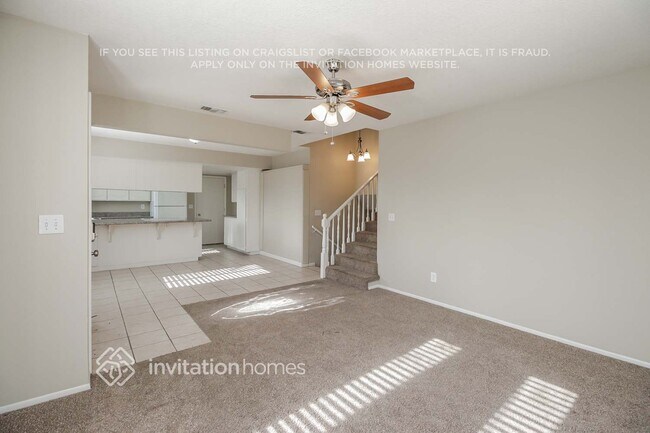 Building Photo - 560 S Wilbur