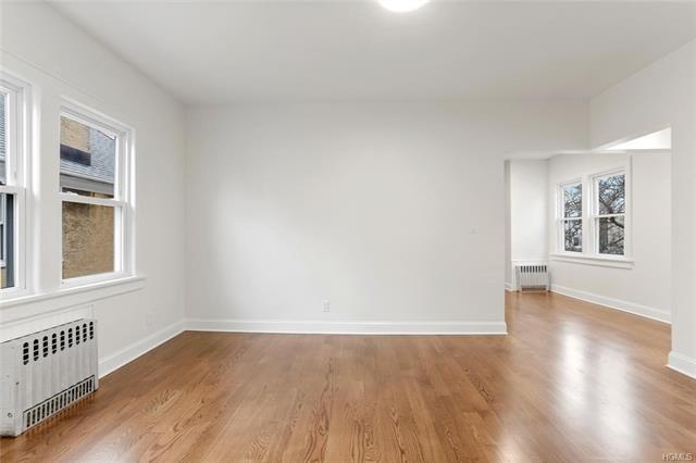 Building Photo - 3 bedroom in Harrison NY 10528