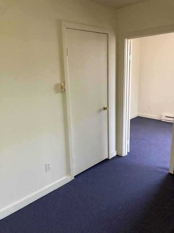 Building Photo - 207 Cunningham St