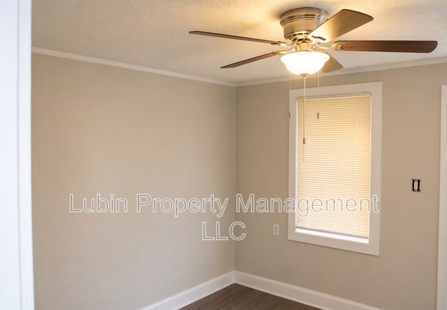 Building Photo - 1575 Cella St
