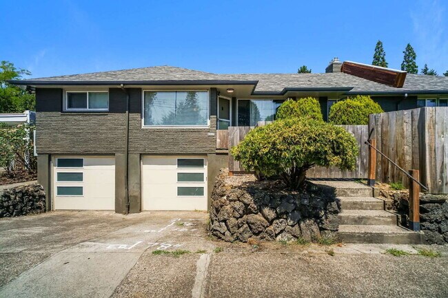 Foto del edificio - 8127 NE Beech St