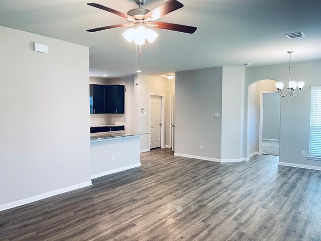 Building Photo - 10314 Birch Peak Dr