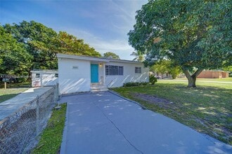 Building Photo - 12825 NW 13th Ave
