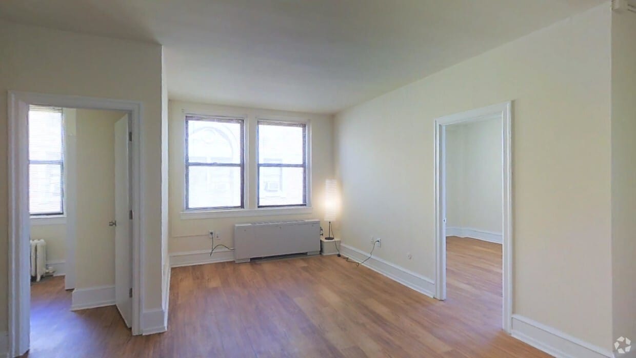 Photo - Chestnut Hall Apartments