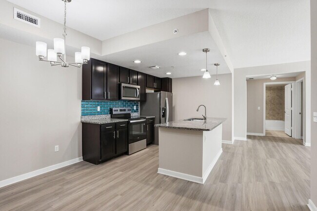 Foto del edificio - 3611 High Ridge Rd
