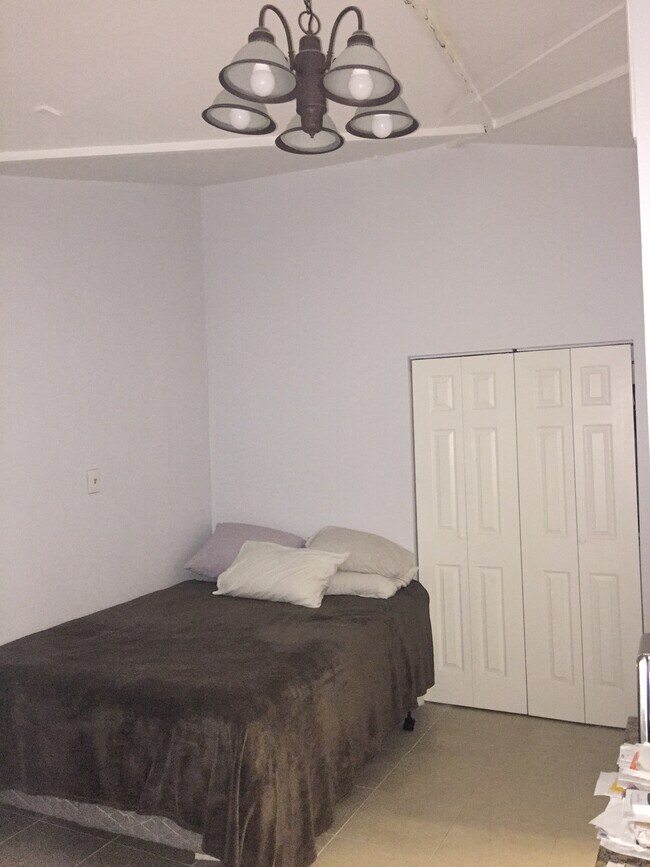 Foto del edificio - 7020 SW 71st Ave